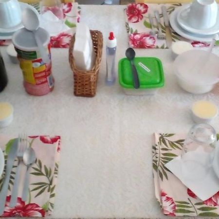 パラチ Dani'S House - Hospedagem Familiar Bed & Breakfast エクステリア 写真